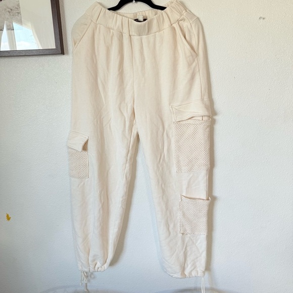 Vintage Havana Mesh Crochet Cargo Pants Size Medium - Picture 3 of 8